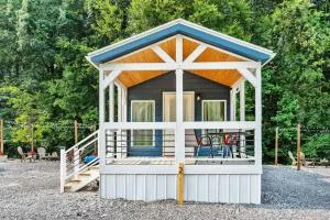 2 Villa D'Azur Luxury Tiny House Mins to Lake Guntersville, Downtown, Firepit - Arab