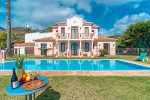 Royal Amores Villa - 加乌拉