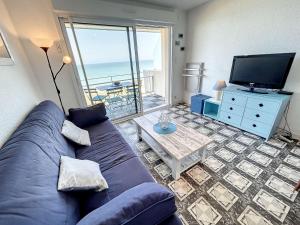 Appartement en front de mer avec balcon et parking privatif - FR-1-361-360