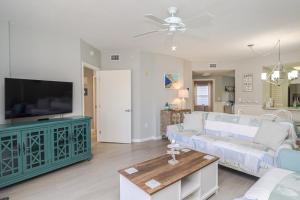 Ocean Village Club Q17