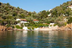 Studios Limnionas Samos Greece