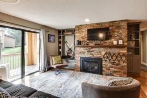 Ski-InandOut and Golf Condo with AandC at Holiday Valley! - سلامنكا