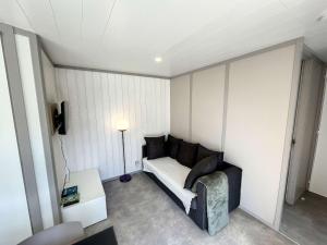 Chalet 4 pers avec piscine chauffée, terrasse privative, à 2 pas de la plage et commerces - FR-1-361-467