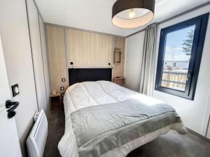 Chalet 4 pers avec piscine chauffée, terrasse privative, à 2 pas de la plage et commerces - FR-1-361-467