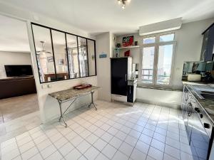 Appartements Appartement renove avec ascenseur - Proche plage et centre-ville - FR-1-361-506 : photos des chambres