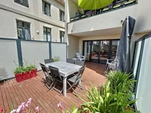 Appartement PMR avec Terrasse au Cœur de Granville, Proche Plage et Port - FR-1-361-508 - 格朗维尔