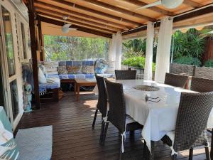 Ramatuelle, Plage de Pampelonne, Bungalow La Toison d Or Saint Tropez 4D05