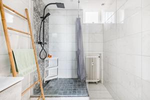 Le Steel-Appart Cosy-Parking-WIFI-NETFLIX