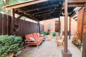 Outdoor Space - Parking - 1st Floor - Walkable - West View Outdoor Space - Parking - 1st Floor - Walkable - West View
