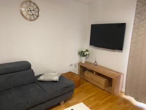 Eaglet 2 Bedroom Luxury Home near Etihad Staduim