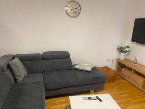 Eaglet 2 Bedroom Luxury Home near Etihad Staduim