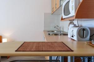 Apartments with parking space Baska Voda, Makarska - 16517