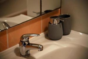 Apartments with parking space Kastel Kambelovac, Kastela - 21997