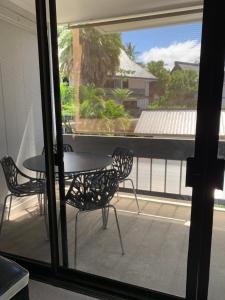 Lucys Place -STUDIO Apt with air-conditioning, Murphy bed