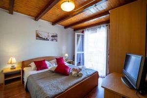 Apartments with parking space Vela Luka, Korcula - 20932