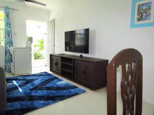 Dover Apt 1 by Dover Beach