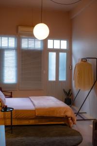 Cozy Room at The Coffee Store Charoenkrung