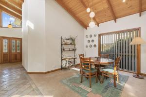 Peaceful Retreat - Surf Side