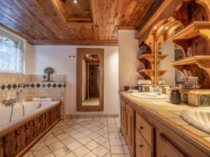 Luxueux Chalet à Courchevel avec Piscine, Hammam et Sauna - FR-1-613A-27