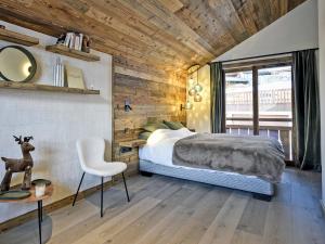 Charmant Triplex aux Allues avec Cheminée et Concierge - FR-1-613-80