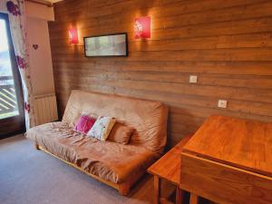 Appart cosy 2P+coin montagne, ski aux pieds, proche commerces - FR-1-755-11