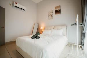 Mount Austin Muji Style 4pax Deluxe Room by Our Stay