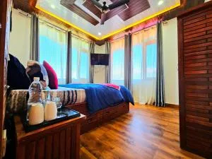 THE TULIP BIR - Bīr