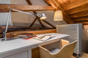 The Silk House by LionHost