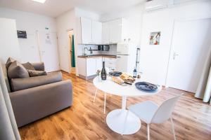 Umag apartment center seafront seaview old town 2