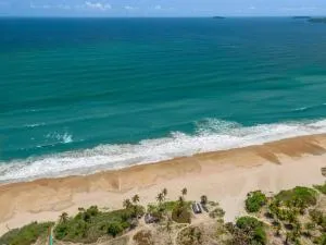 Ultimate beach villa with private pool - Ponda