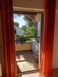 La Terrasse des Golfs, Duplex climatisé, 2 SDB, garage, calme et verdure