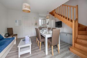 Maisons de vacances 400m de la plage des Sables d'Or - Maison pour 8 : photos des chambres