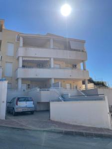 Encantador piso con vistas al mar