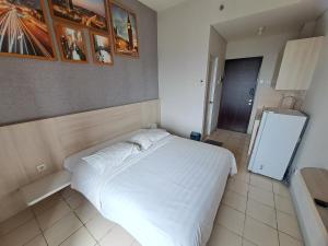 Sheena Property At Serpong Greenview