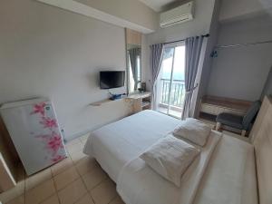 Sheena Property At Serpong Greenview