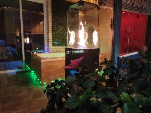 Villa lujosa con spa, piscina y sala de juegos PRIVADOS