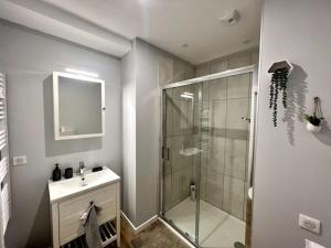 Appartements Climatises Centre-ville / 10 personnes : photos des chambres