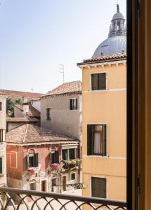 Accademia Charm Apartments by Wonderful Italy