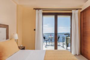 Superior Double Room with Balcony and Sea View room in Costa Smeralda