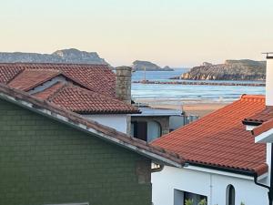 Apartamento reformado junto a la playa