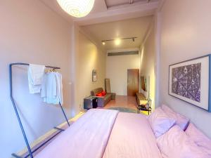 Cozy Room at The Coffee Store Charoenkrung