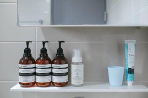 Brick House Hongik Station 10min