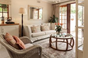 Hillingdale on Alexandra