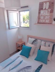 Appartement typeT2bis climatisé à 150m de la plage