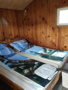 La poalele Raraului!!!