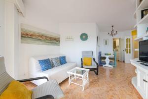 Great Location and Frontal Sea View Fuengirola