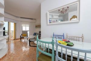 Great Location and Frontal Sea View Fuengirola
