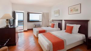 Double or Twin Room with Sea View room in Hotel do Mar
