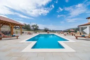 Villa Natura Piedra - Slivno