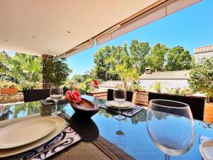 Coqueta y luminosa casa independiente - 3hvězdičkové hotely ve městě Fuengirola